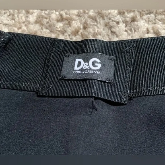 Dolce & Gabbana Italy Size 46 US 4 / 6 Black Satin Pencil Skirt - Picture 6 of 7